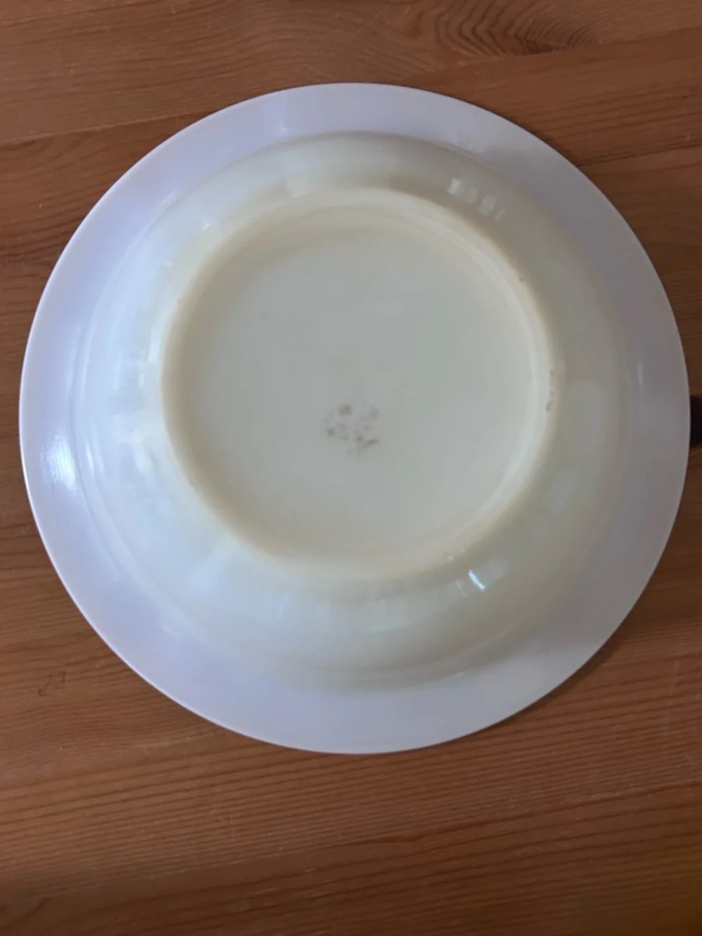 Pyrex Serving Bowl - Picture 3 of 4